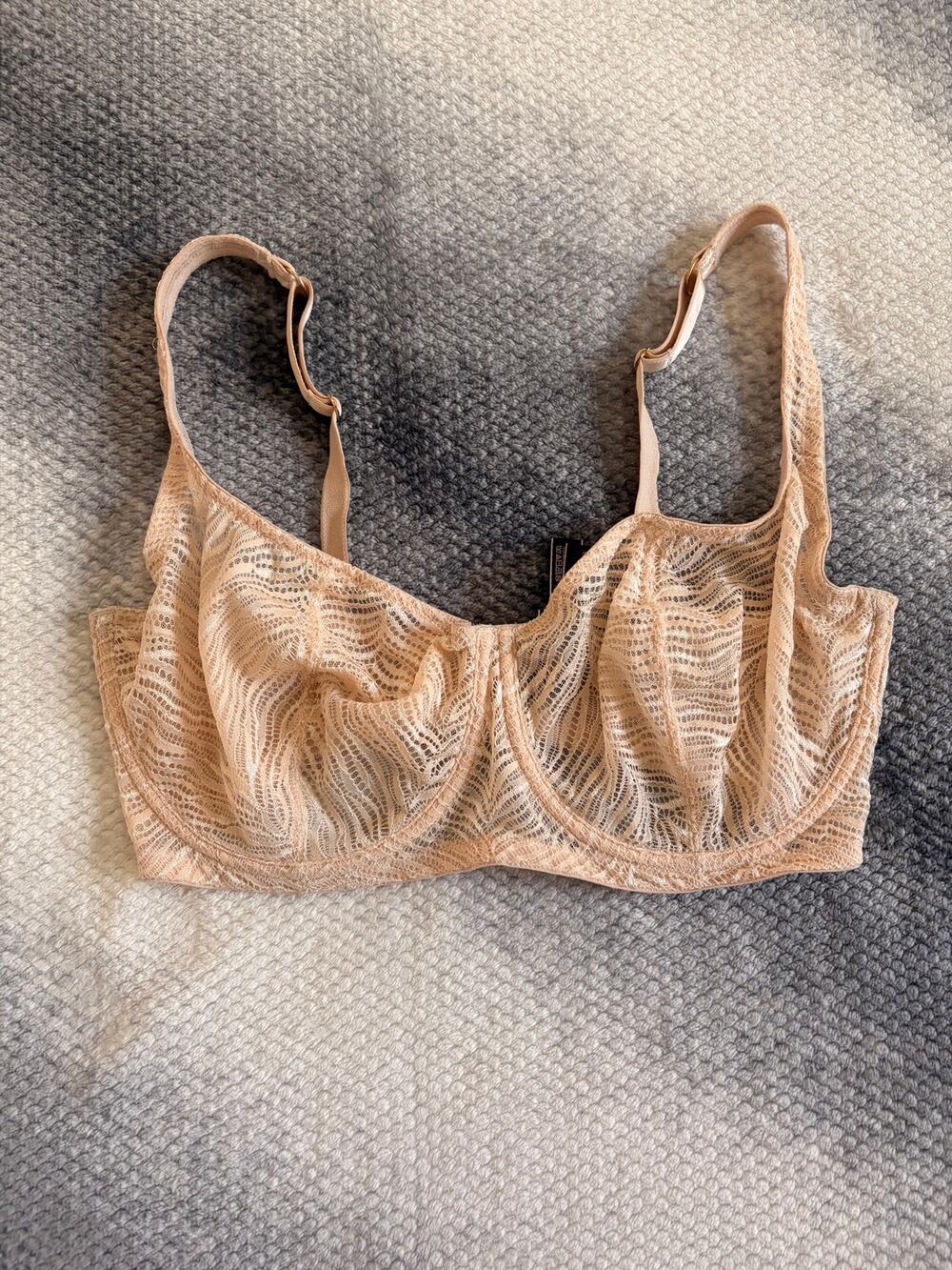 Victoria Secret Very Sexy Unlined Beige Mesh Wired Unpadded Bra Size 36DDD